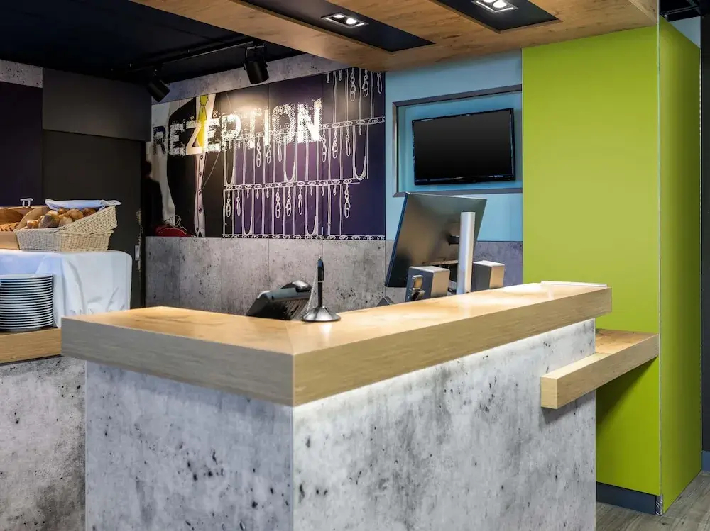 Foto - B&B HOTEL Erlangen-Tennenlohe