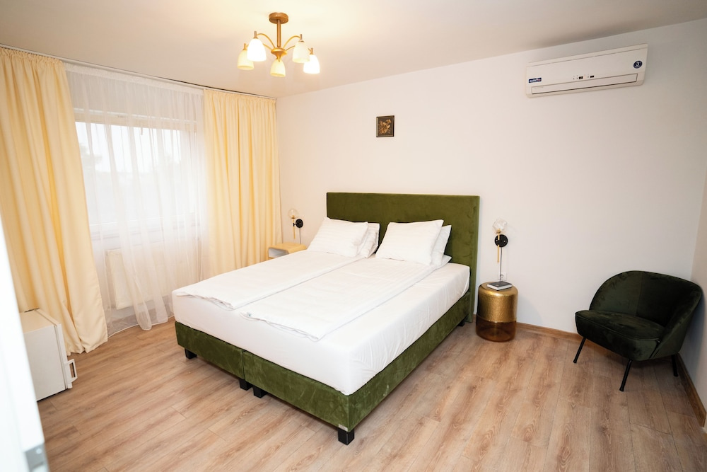 Photo - Hotel Royal Plaza