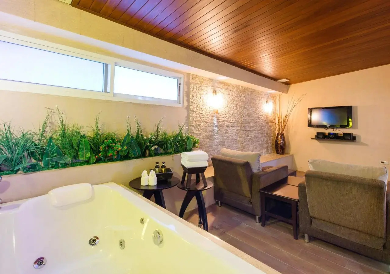 Photo - The Key Bangkok Hotel