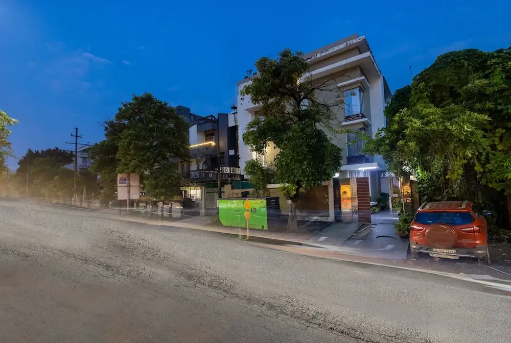Photo - Hotel Admire Inn Sector-50 by ASPL