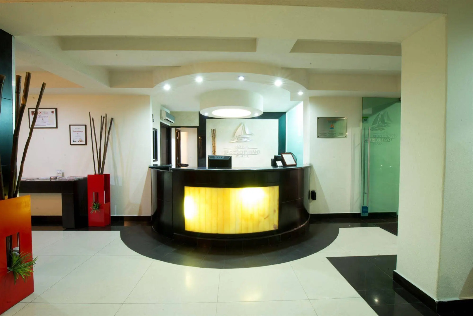Foto - Hotel Portonovo Plaza Malecon