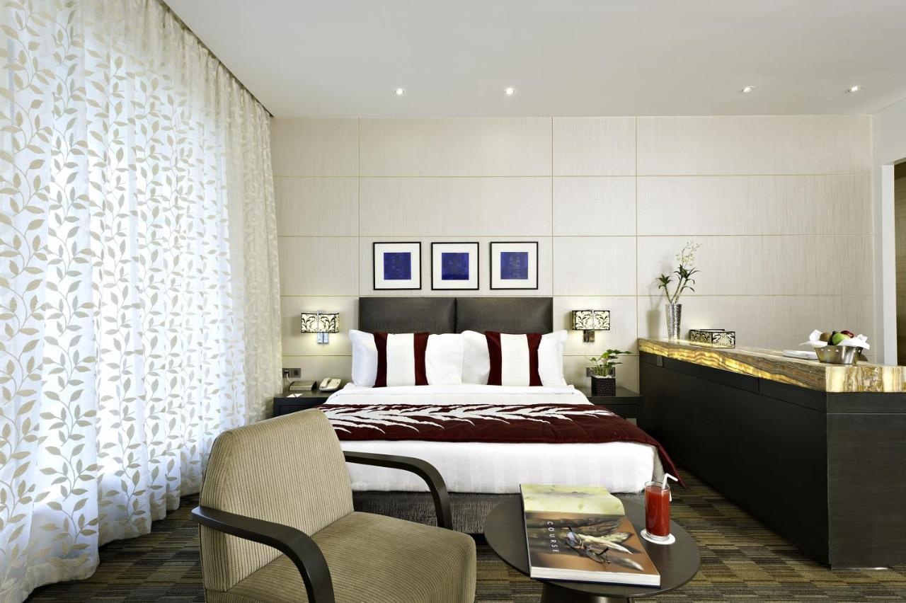 Photo - Meluha The Fern Mumbai, Powai, Series by Marriott