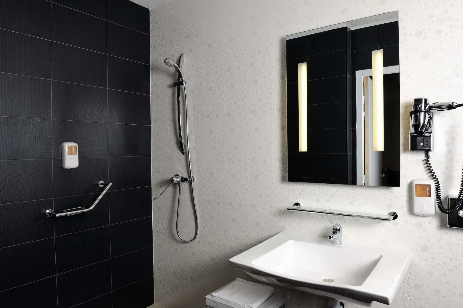 Photo - Kyriad Prestige Perpignan Centre Gare