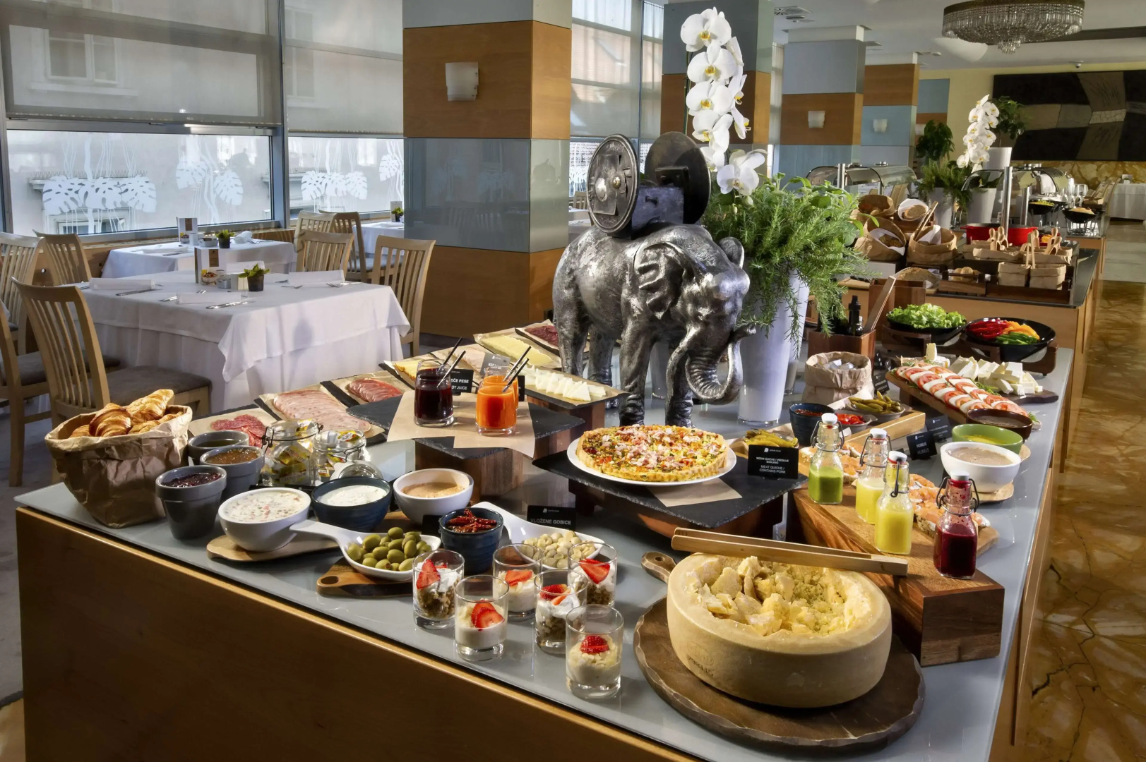 Photo - Best Western Premier Hotel Slon