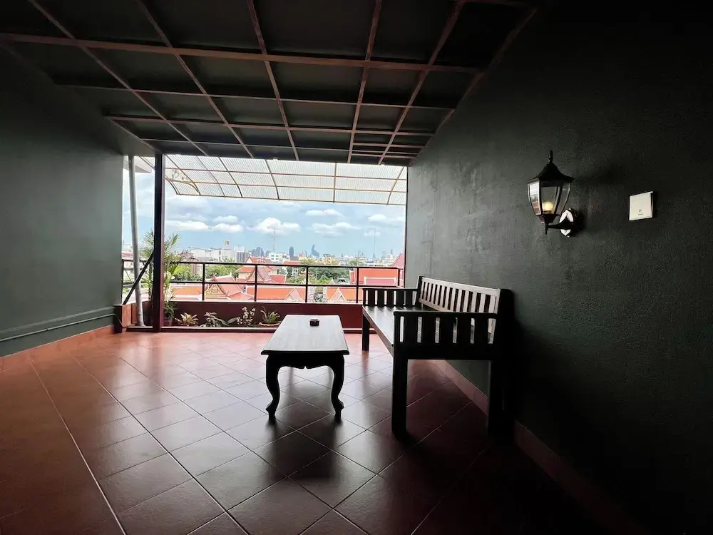 Photo - Cha Na Stay at Merry V