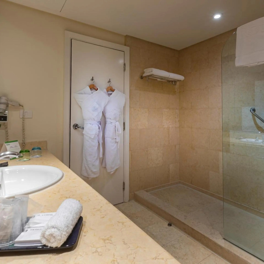 Photo - Grand Rotana Hotel Resort and Spa