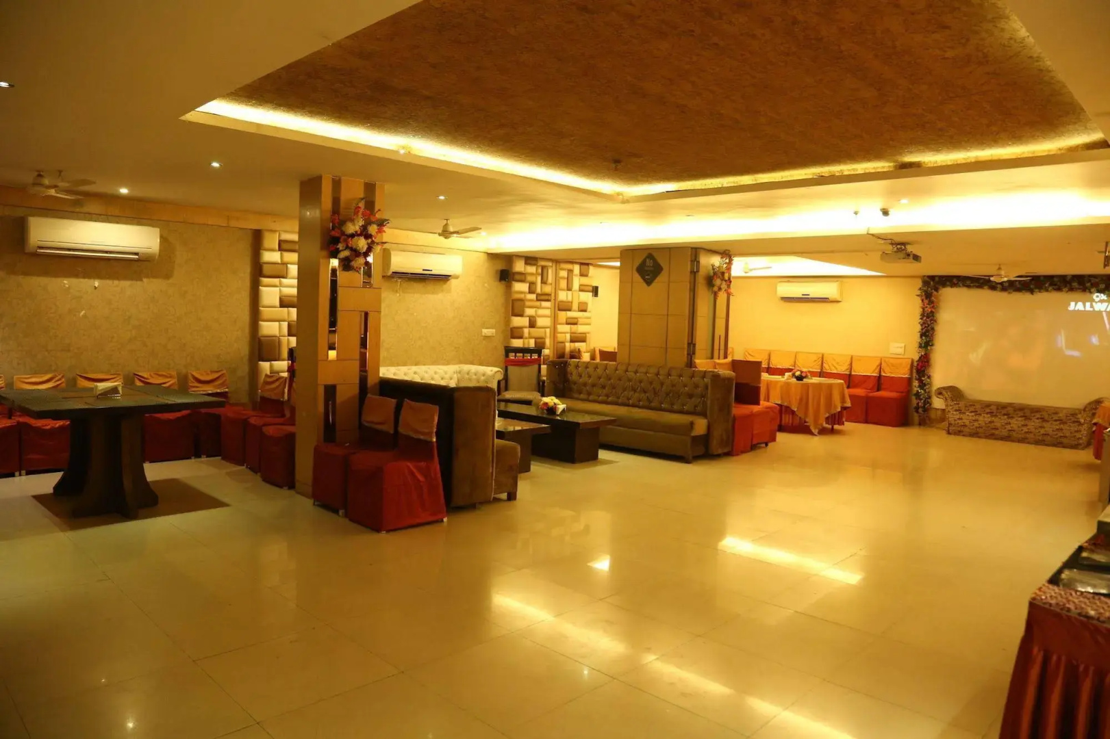 Photo - JRD Luxury-Business Hotel