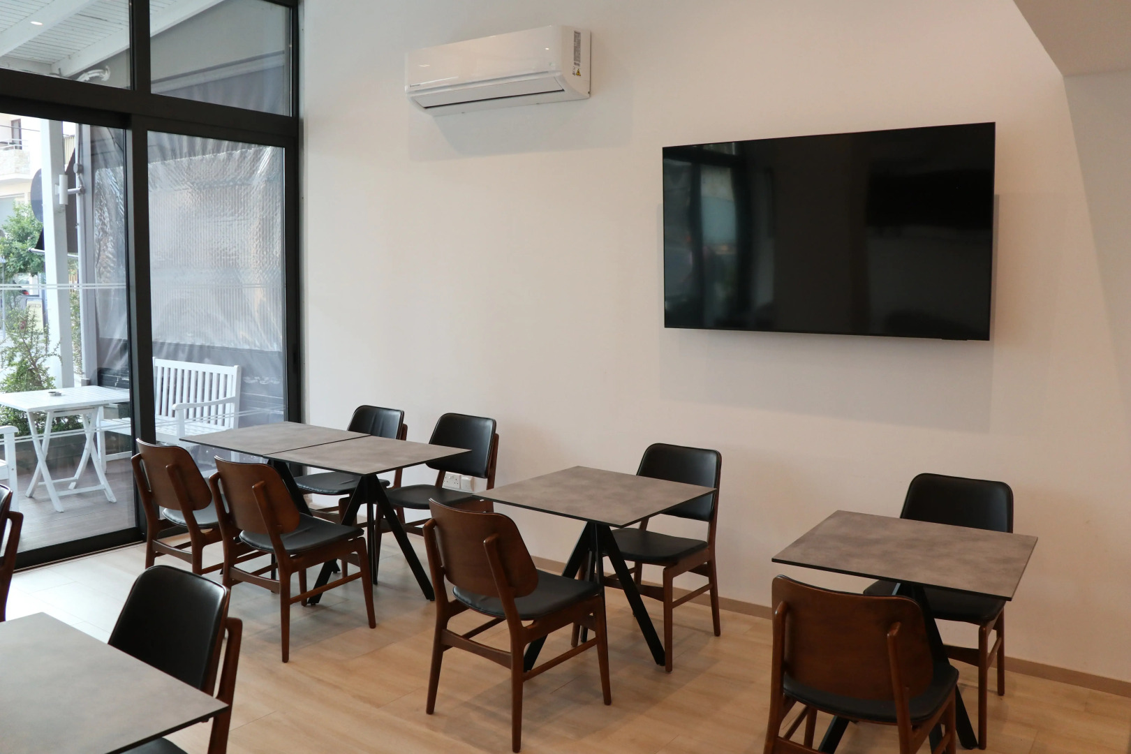 Photo - Sunflower Hotel Apartments