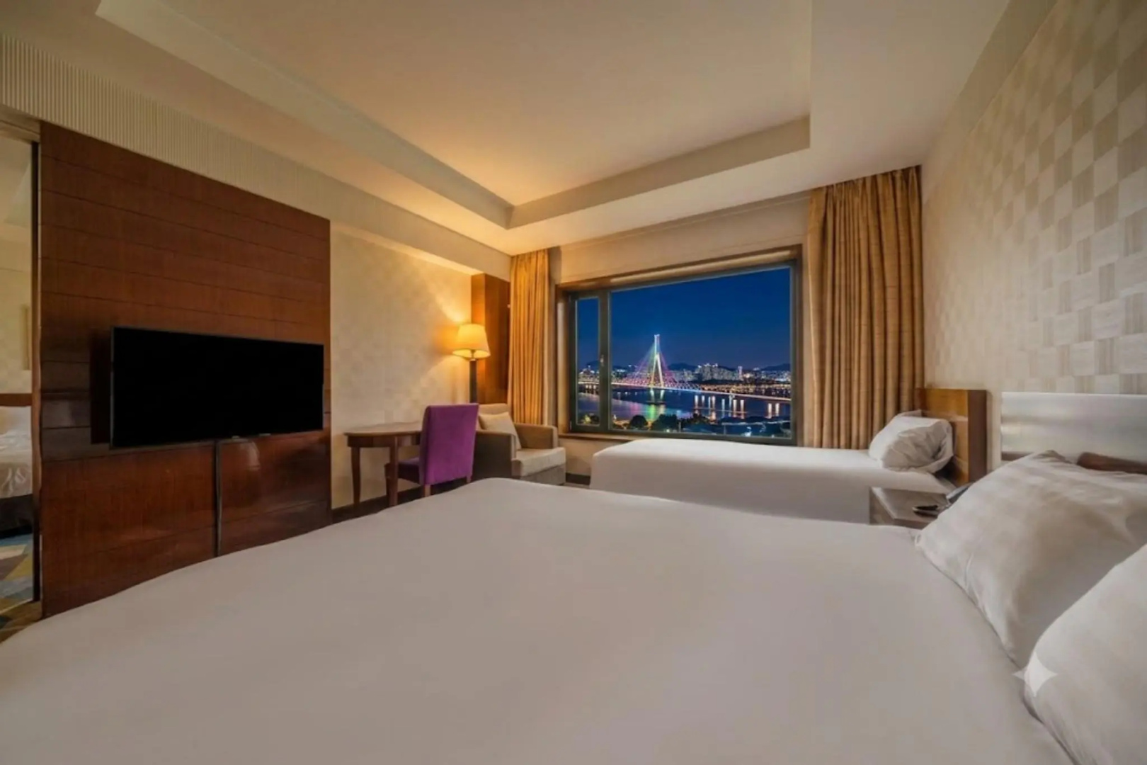 Photo - Niagara Hotel