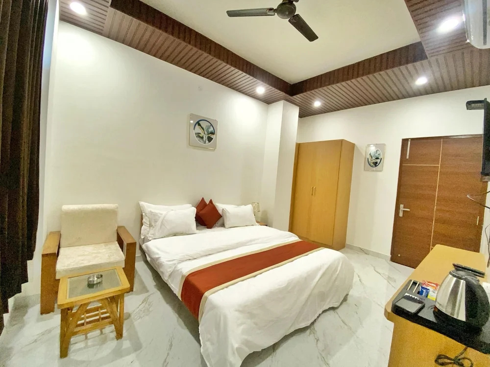 Luxe Stays