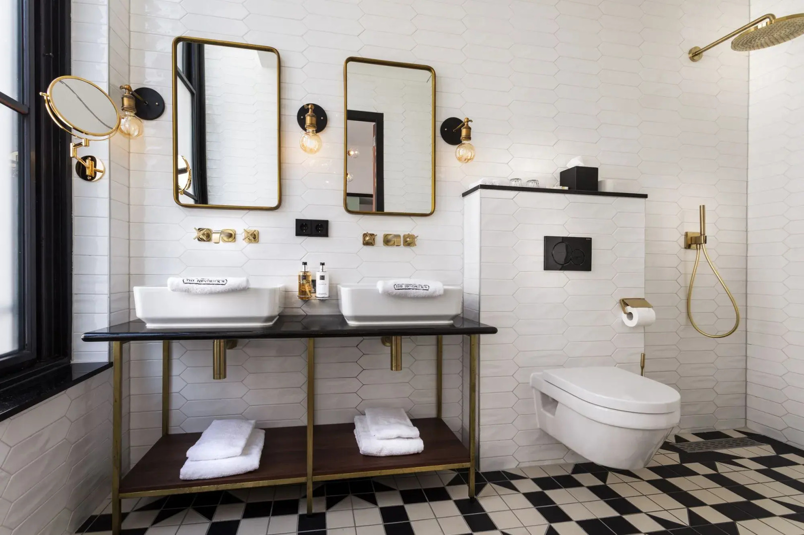 Photo - The Hendrick's Hotel