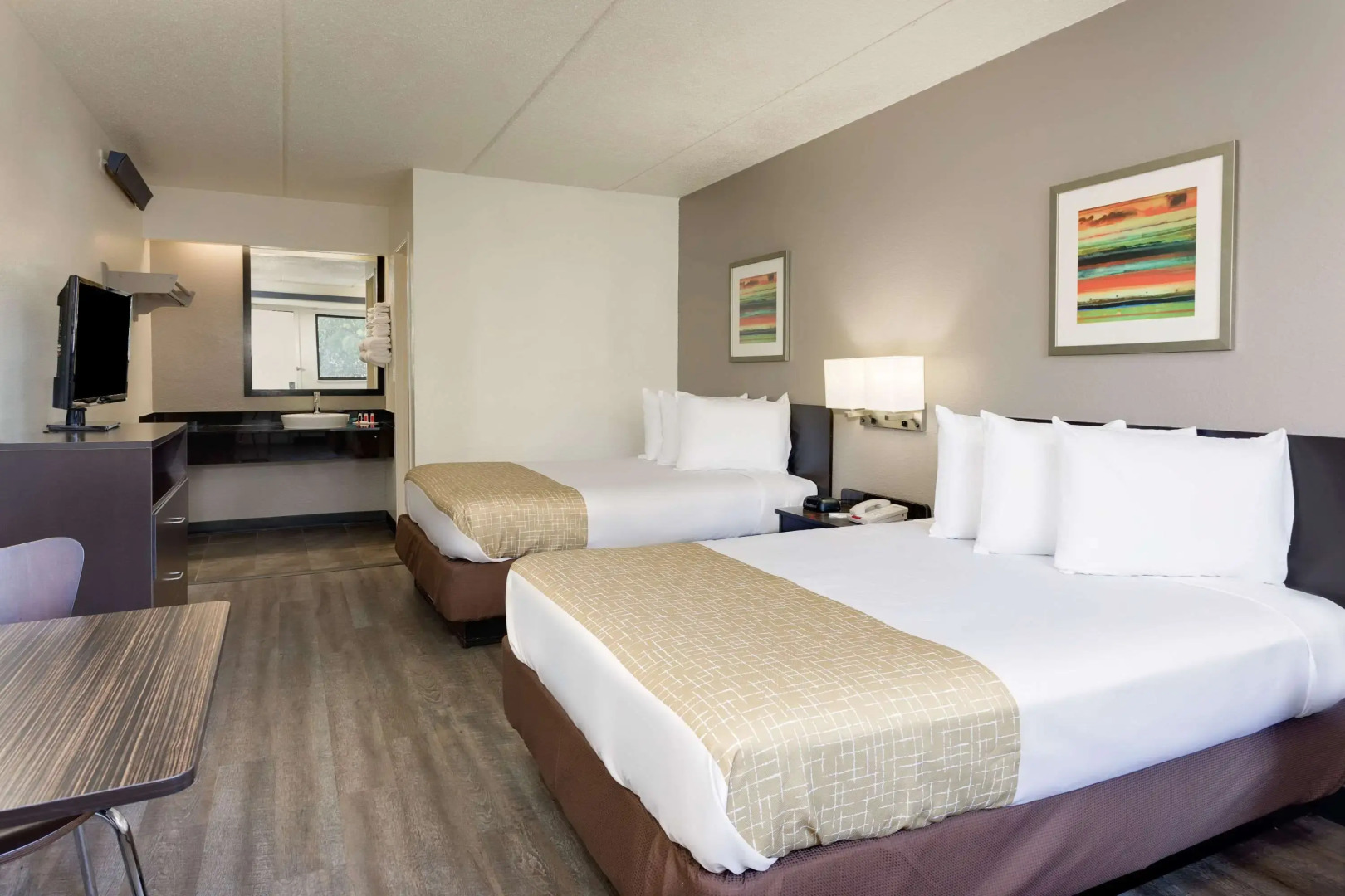 Foto - Travelodge by Wyndham College Park