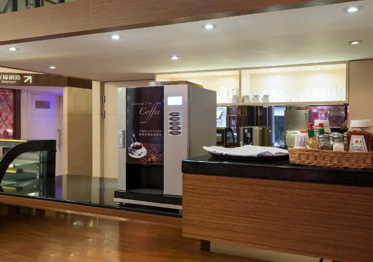 Photo - Erin Hotel