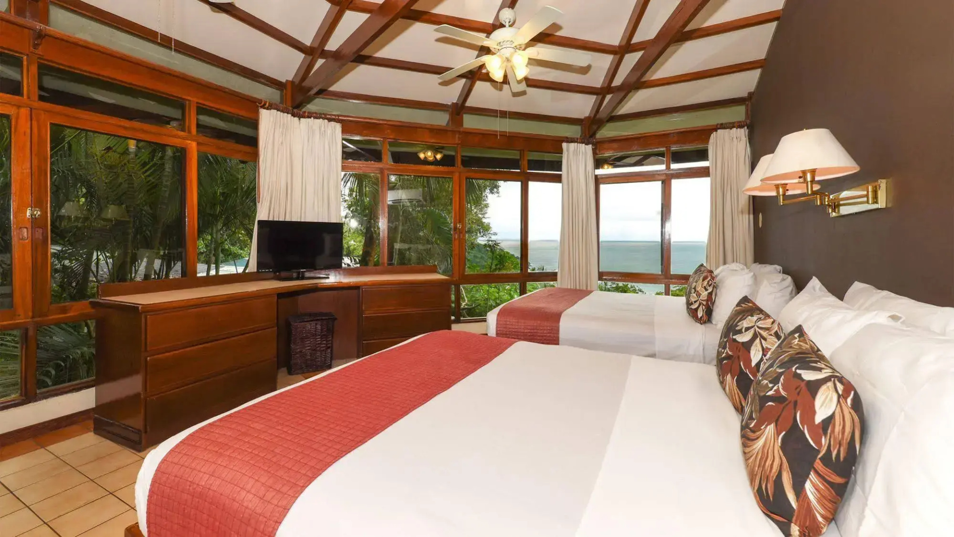 Photo - Tulemar Resort
