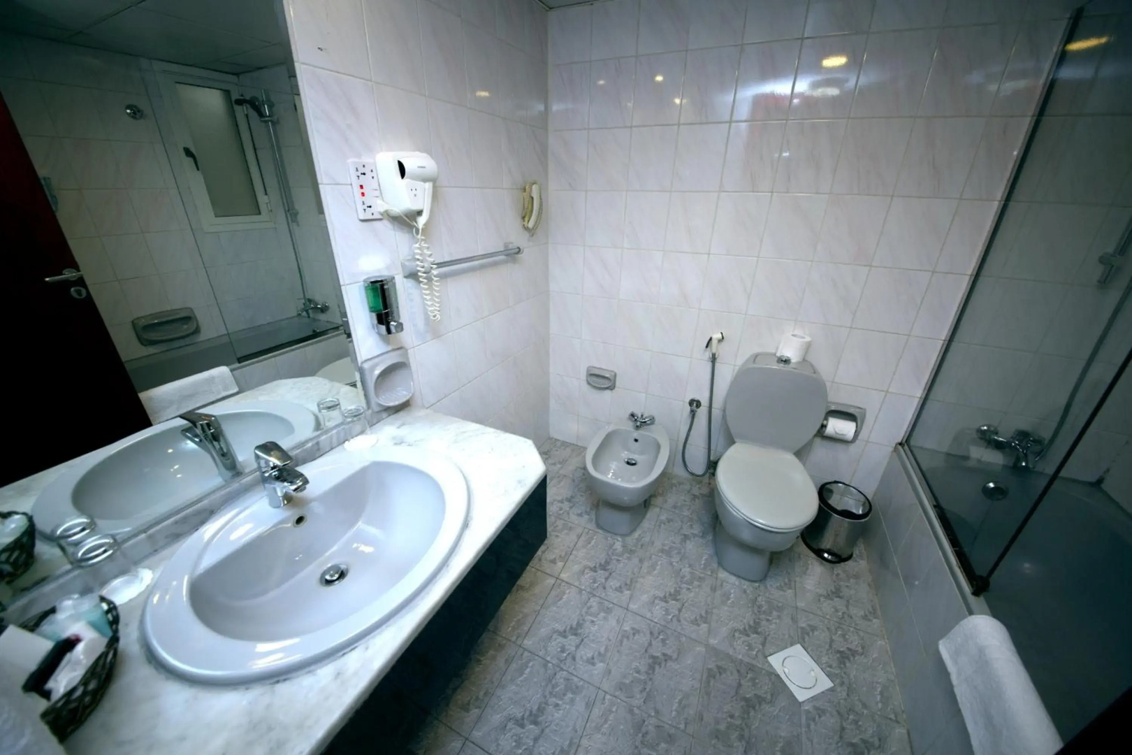 Photo - Mount Royal Hotel