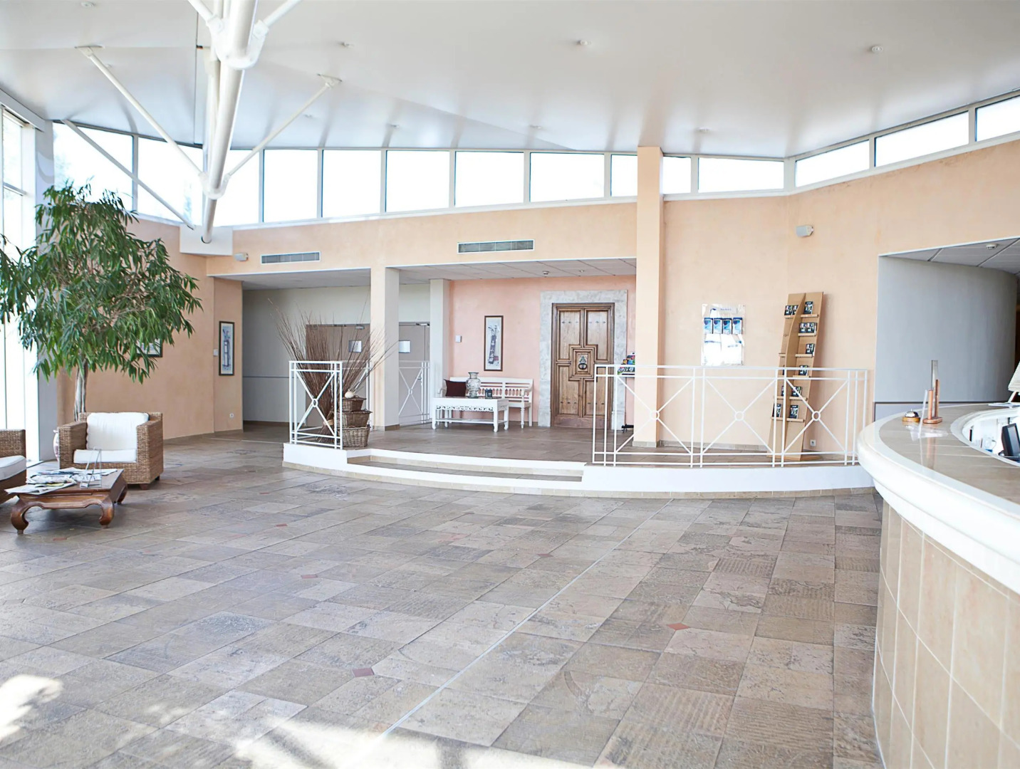 Foto - Hôtel Mount Venturi - Aix-En-Provence Sainte-Victoire - Bar & Restaurant & Padel