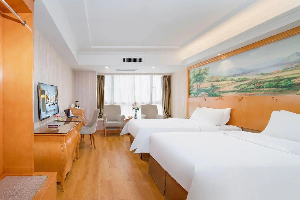 Vienna Hotel (Guiyang Huaguoyuan)