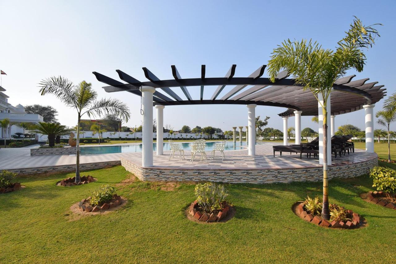 Foto - Umaid Farm Resort - A Legacy Vintage Stay in Jaipur