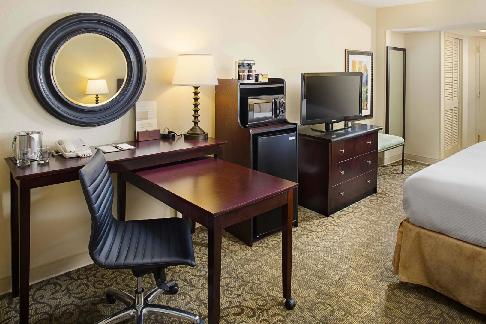 Photo - DoubleTree by Hilton New Orleans Airport