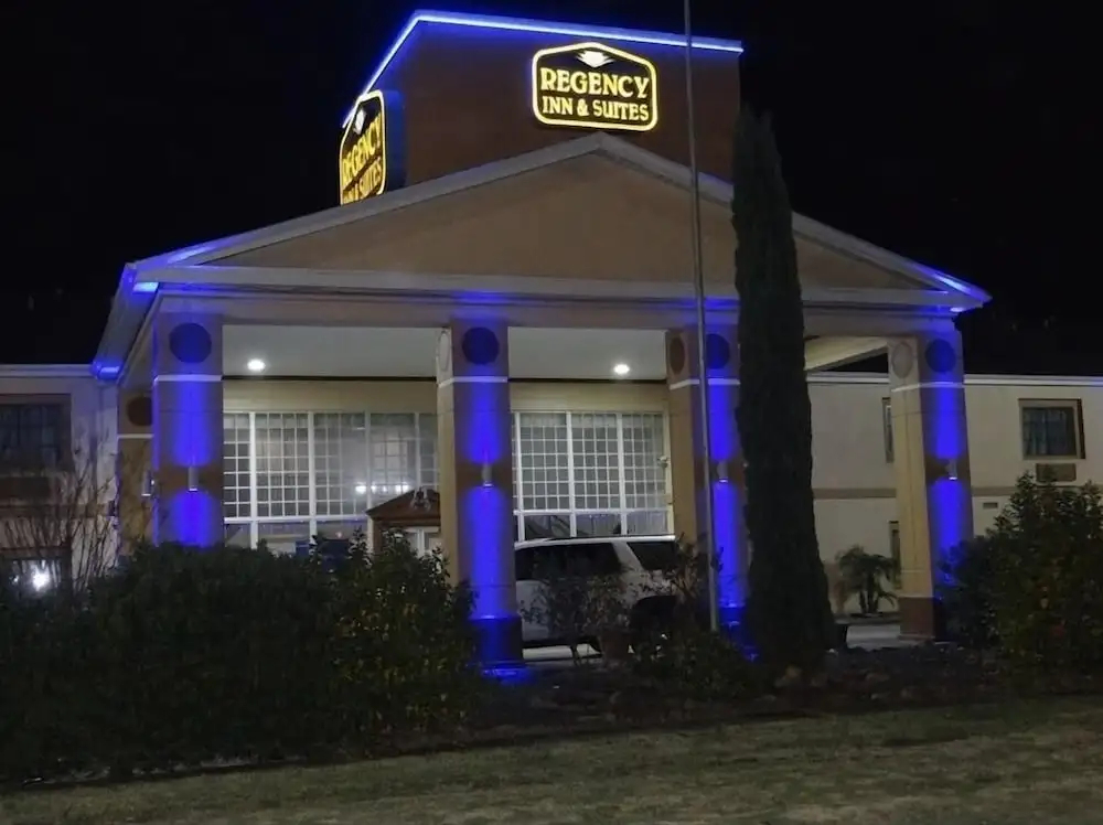 Photo - Regency Inn & Suites Houston East I 10