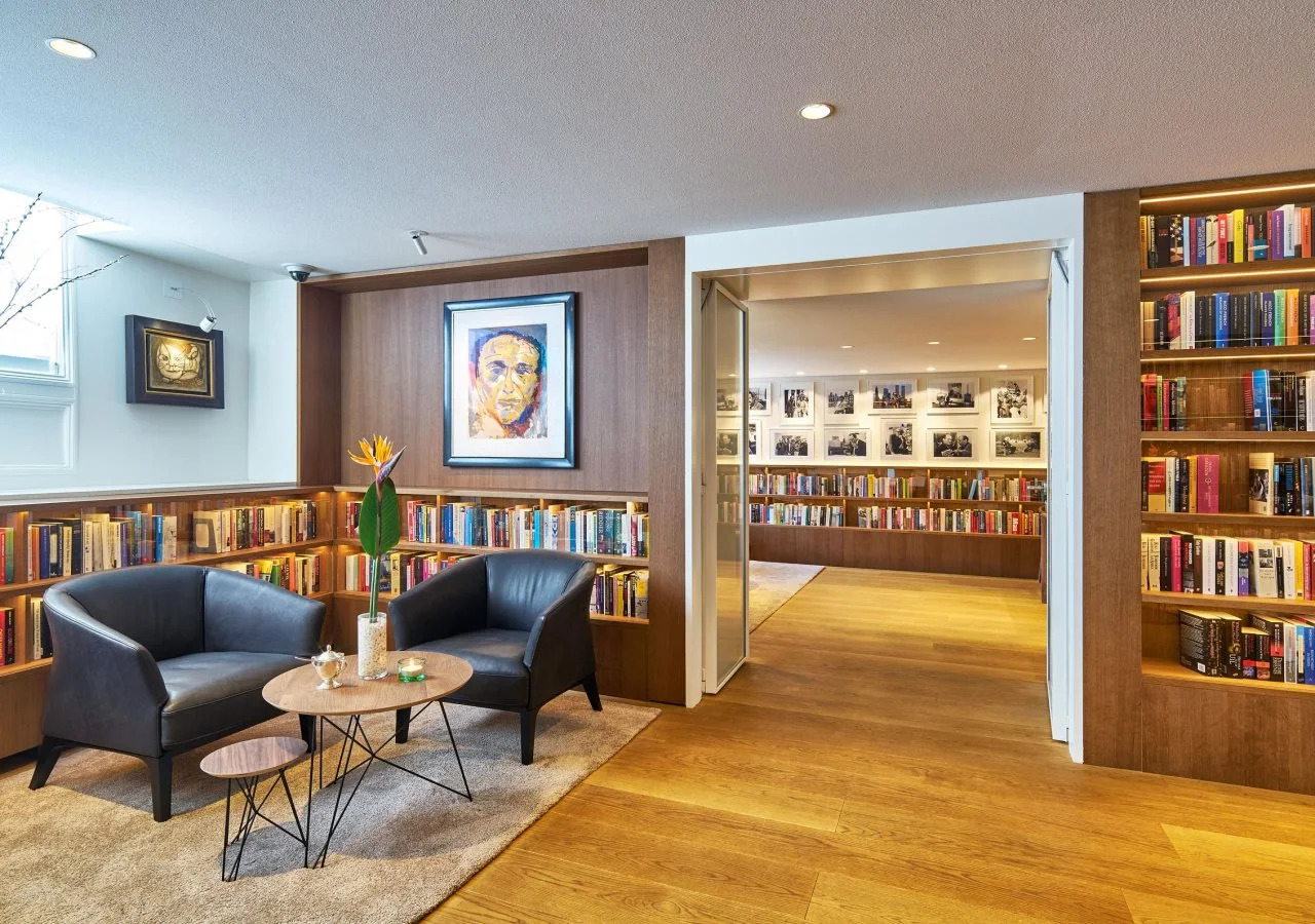 Foto - Ambassade Hotel