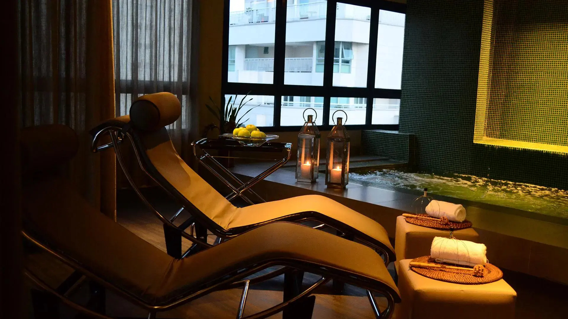 Foto - Estanplaza Funchal Faria Lima