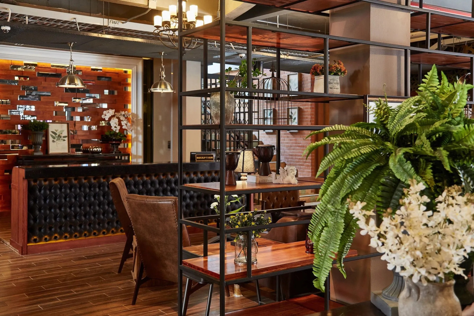 Foto - W22 by Burasari