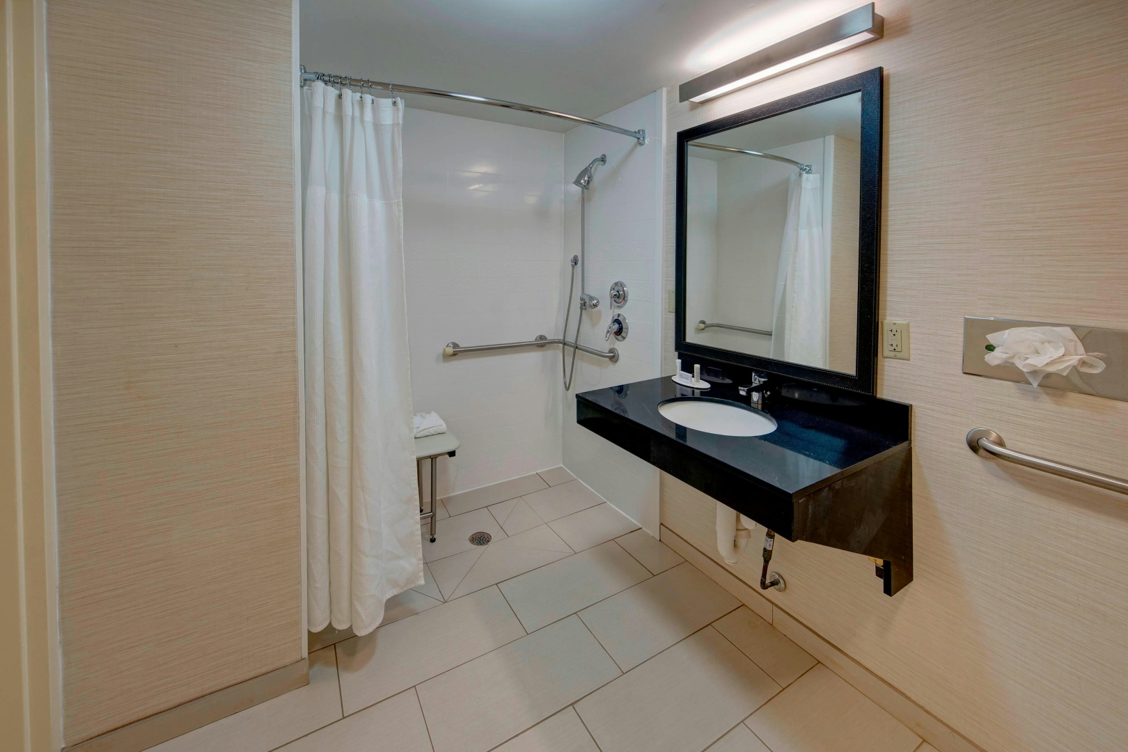 Photo - Fairfield Inn & Suites by Marriott Near Universal Orlando