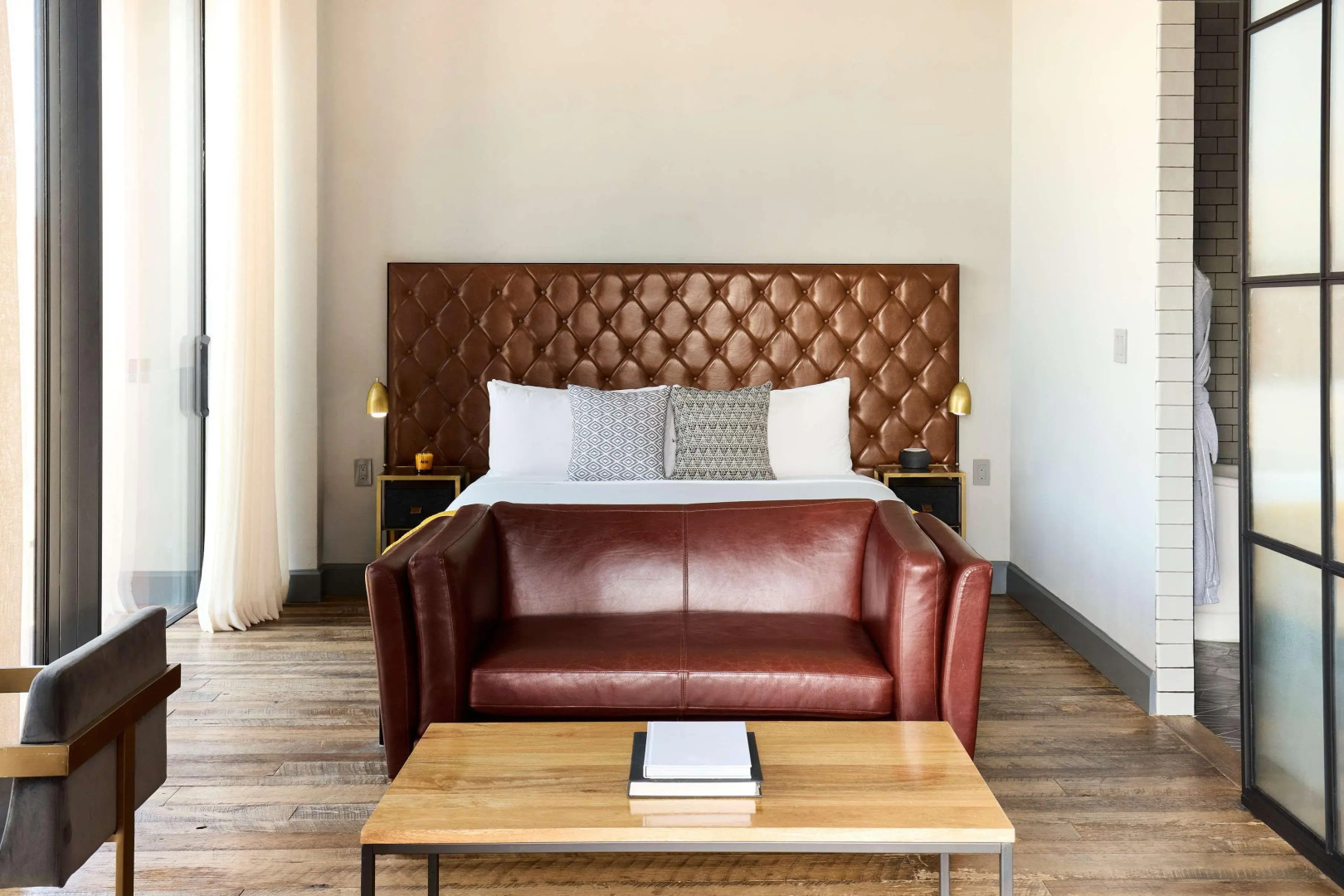 Photo - Arlo Williamsburg