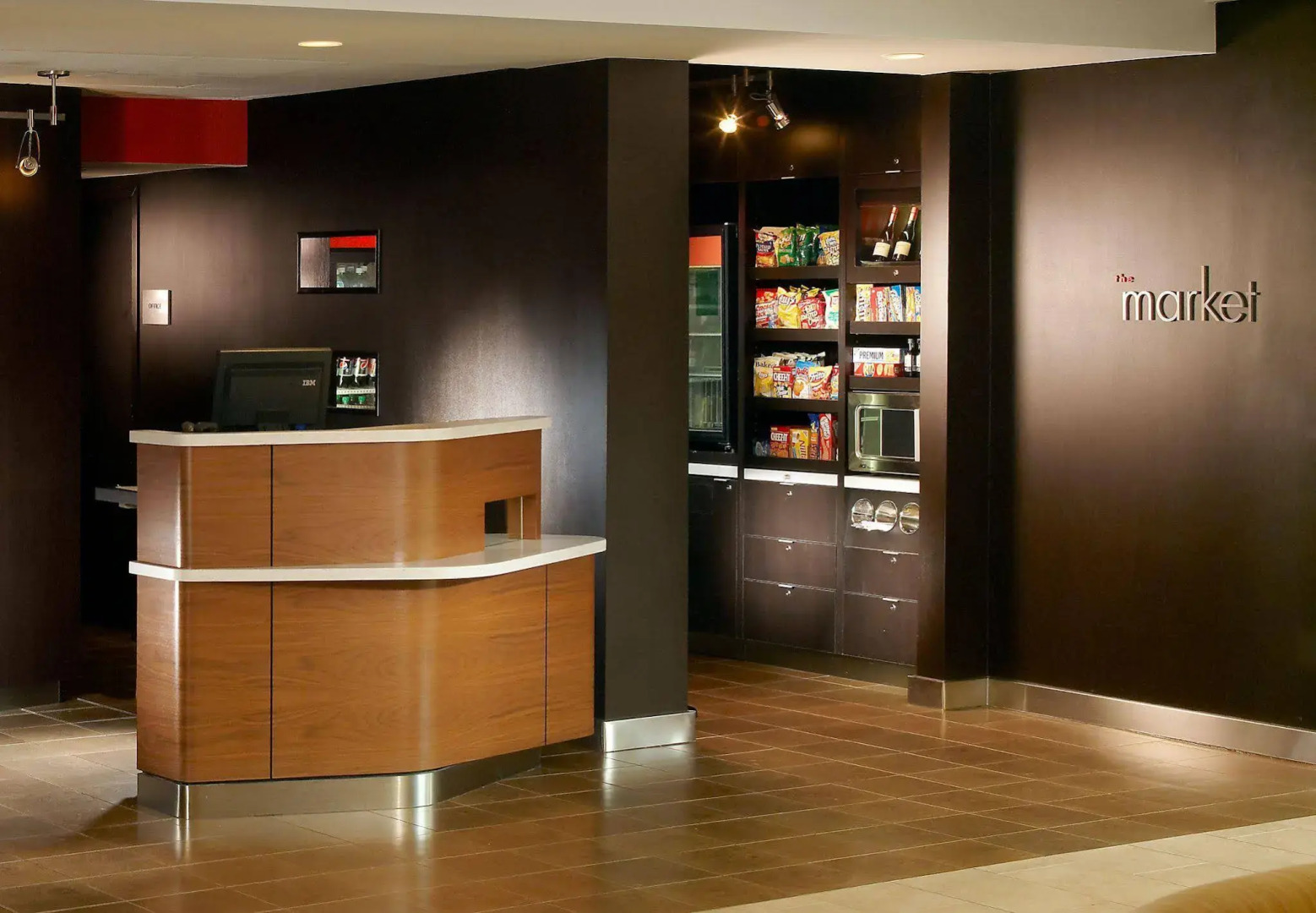 Photo - Courtyard by Marriott Savannah Midtown