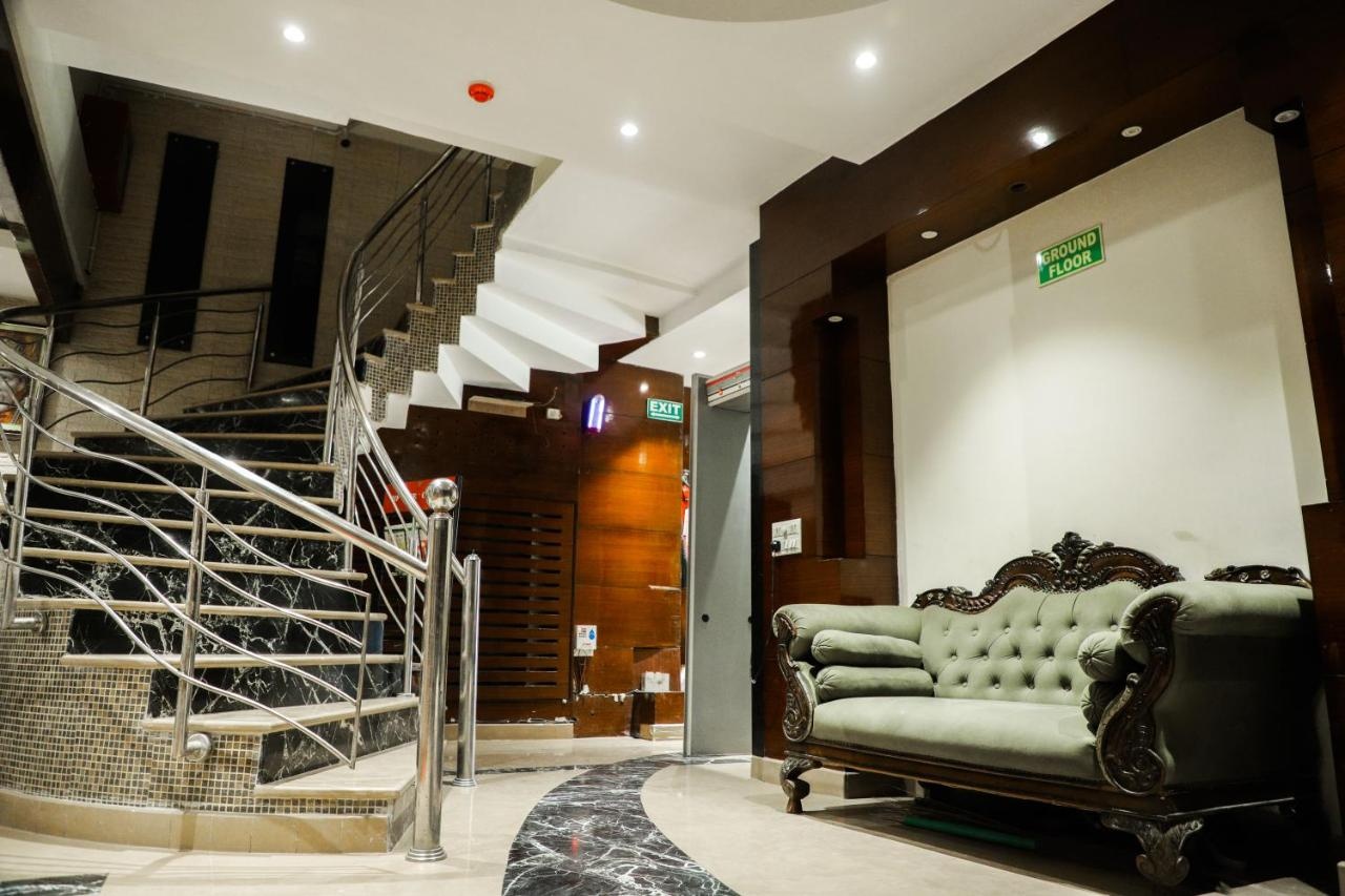 Photo - Hotel Vanson Villa, City Centre - With Free Airport & Train Station Pickup