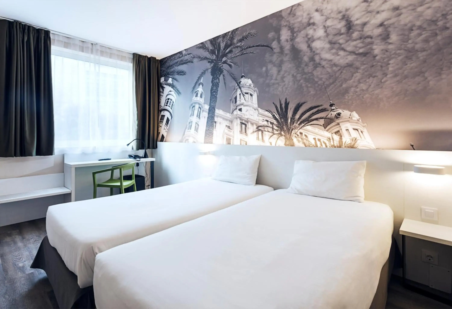 Photo - B&B HOTEL Alicante