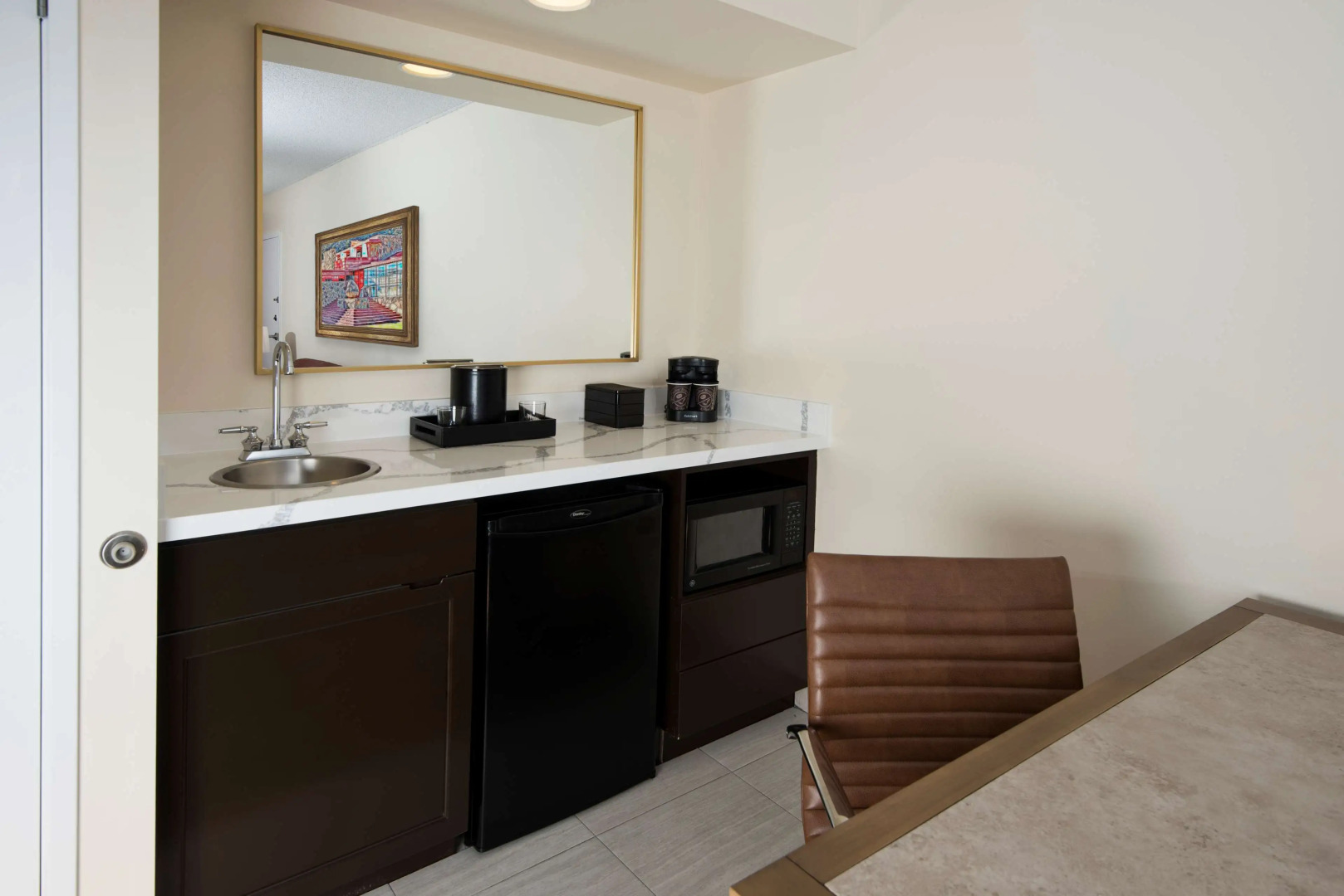 Photo - Embassy Suites by Hilton Phoenix Scottsdale