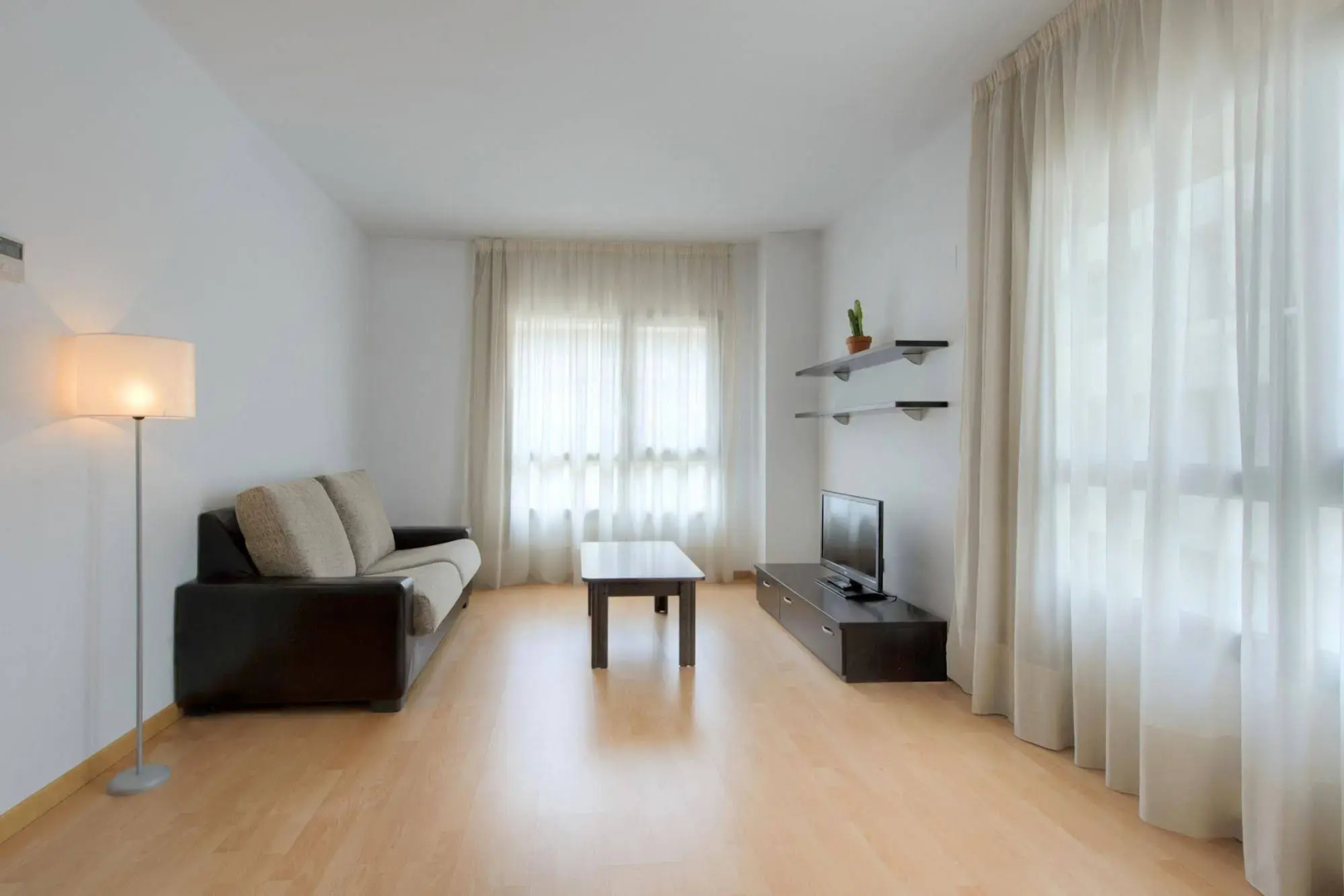 Foto - Madrid Airport Suites, Affiliated by Meliá