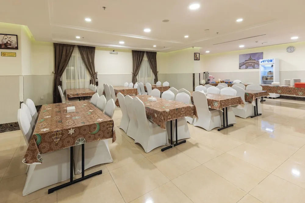 Photo - Snood Al Huda