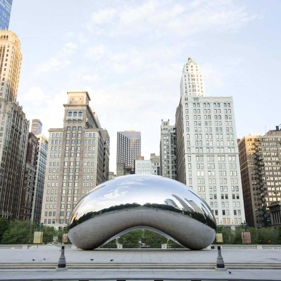 Photo - HI Chicago, The J. Ira and Nicki Harris Family Hostel