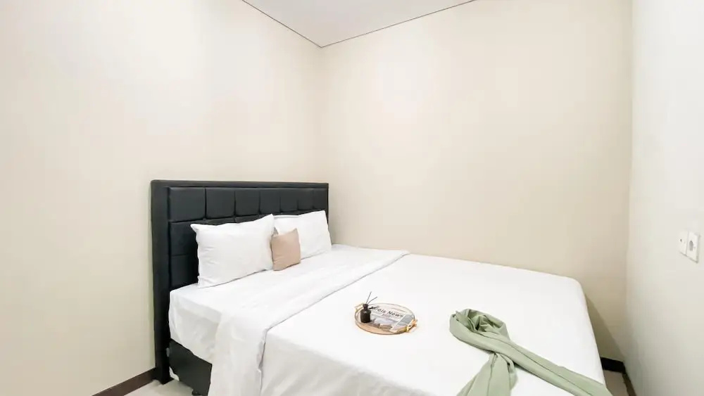 New Furnished and Homey 2BR Apartment Nifarro Park
