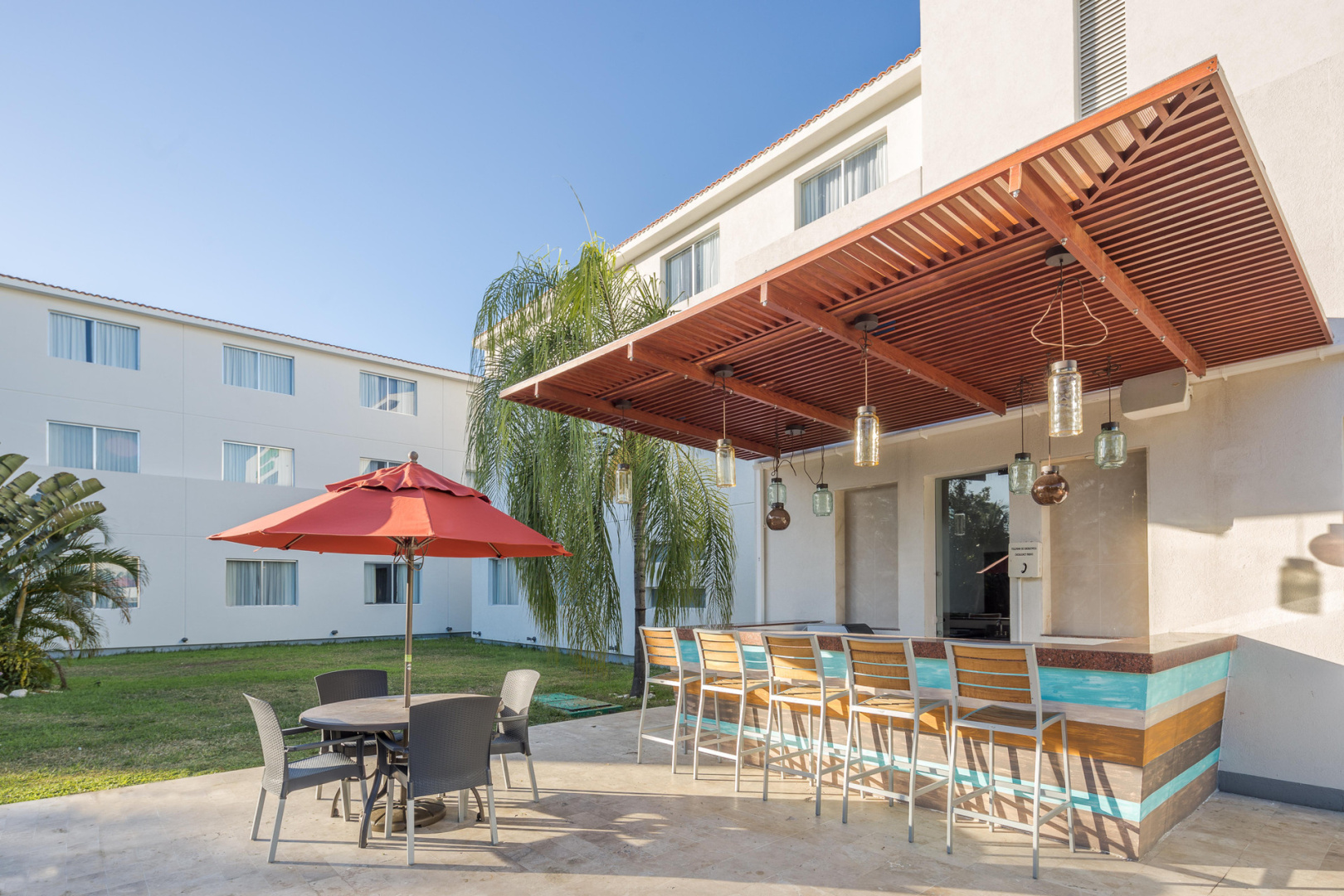 Foto - Courtyard by Marriott Hotel