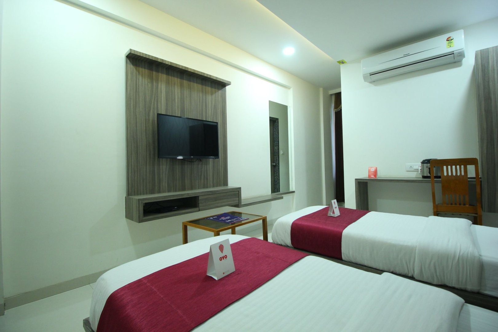 The Pacific Hotel, Vadodara