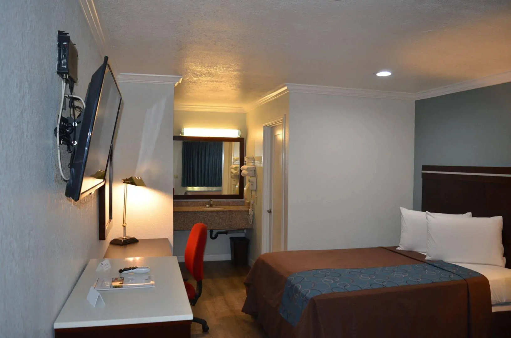 Foto - Welcome Inn Corona