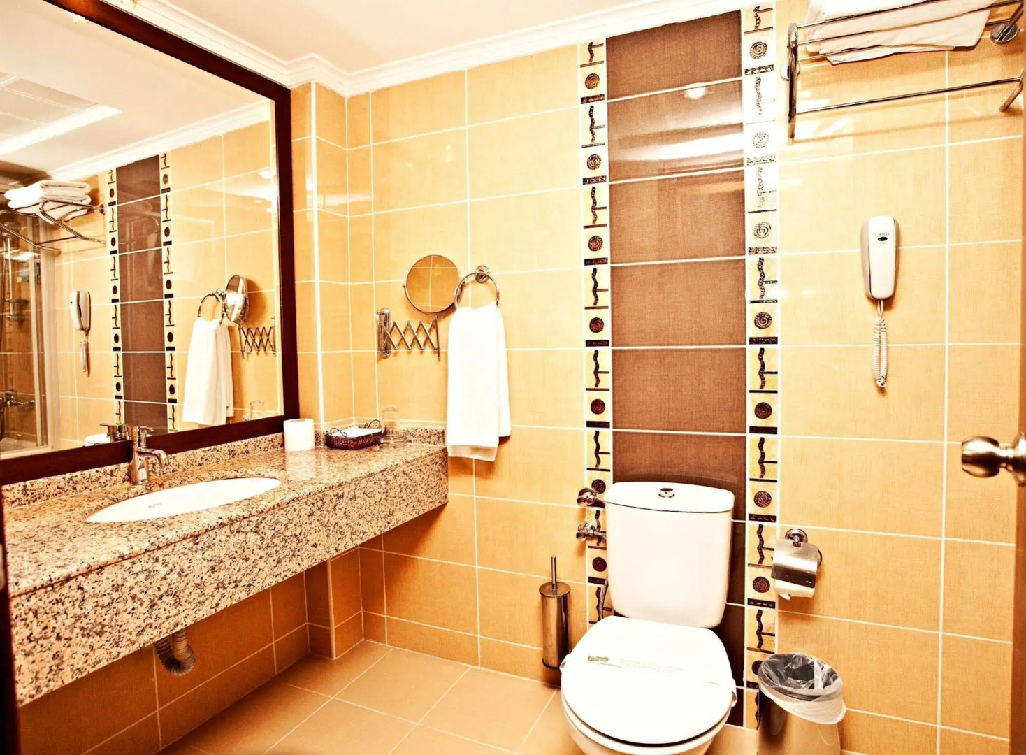 Foto - duqqan deluxe hotel