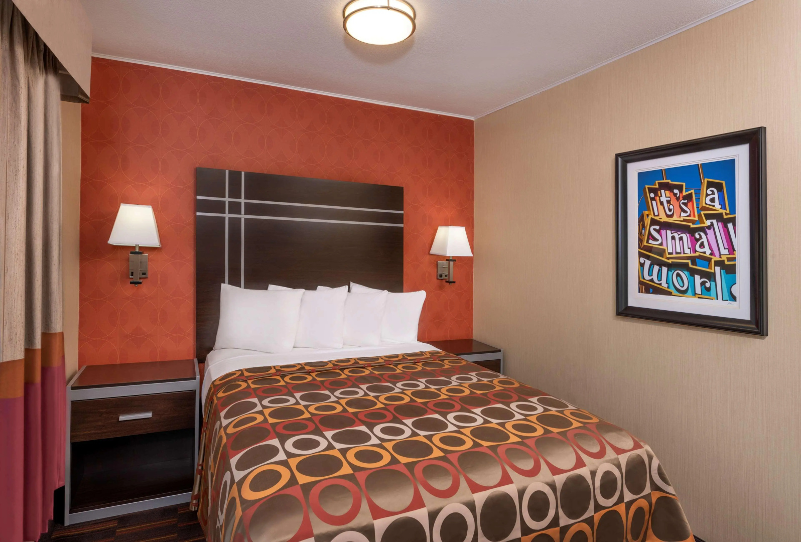 Photo - Best Western Plus Raffles Inn & Suites