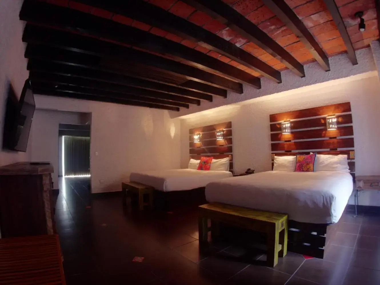 Photo - Las Rocas Resort And Spa