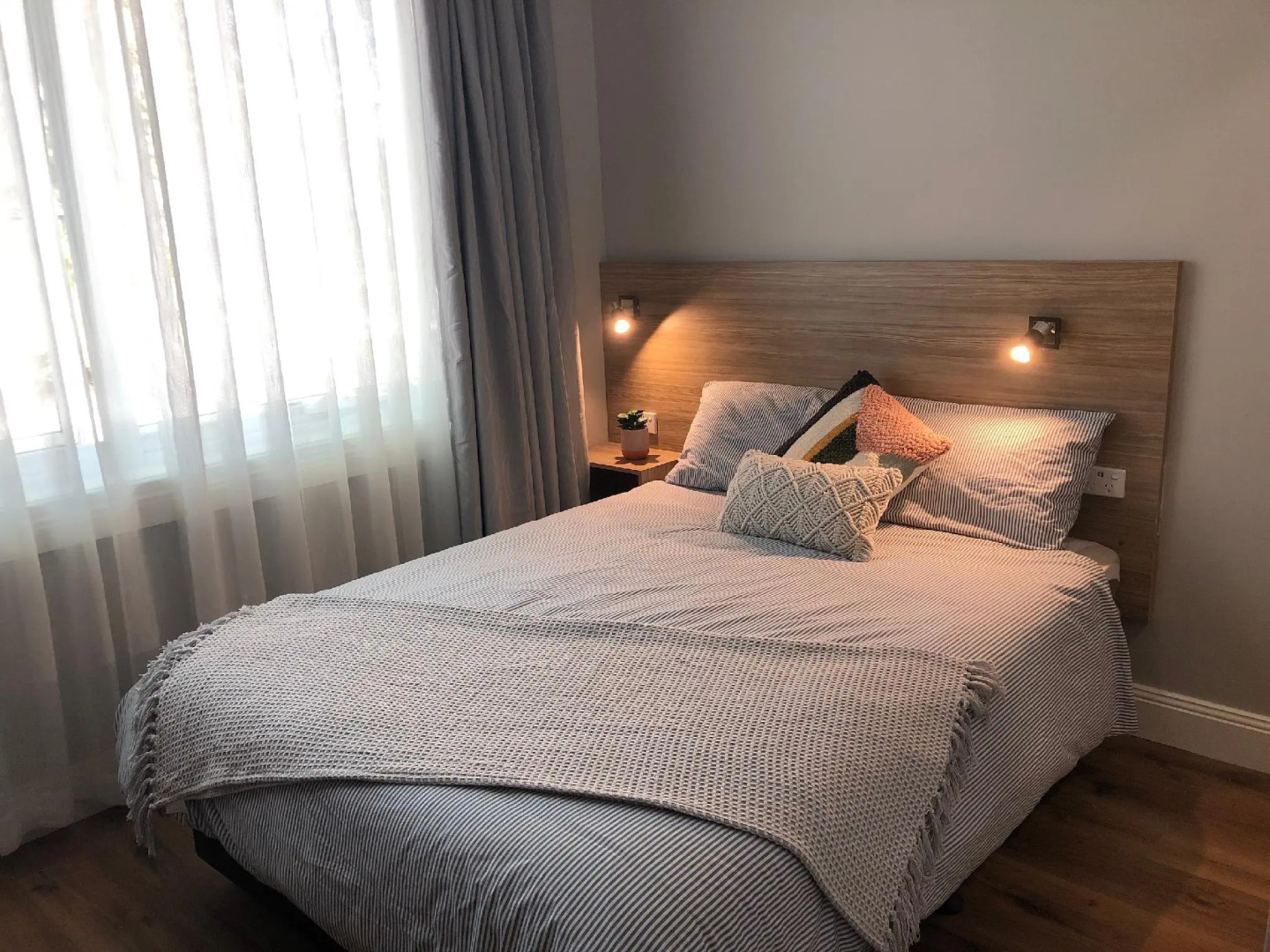 Photo - Carnarvon Lodge Kirribilli, Sydney