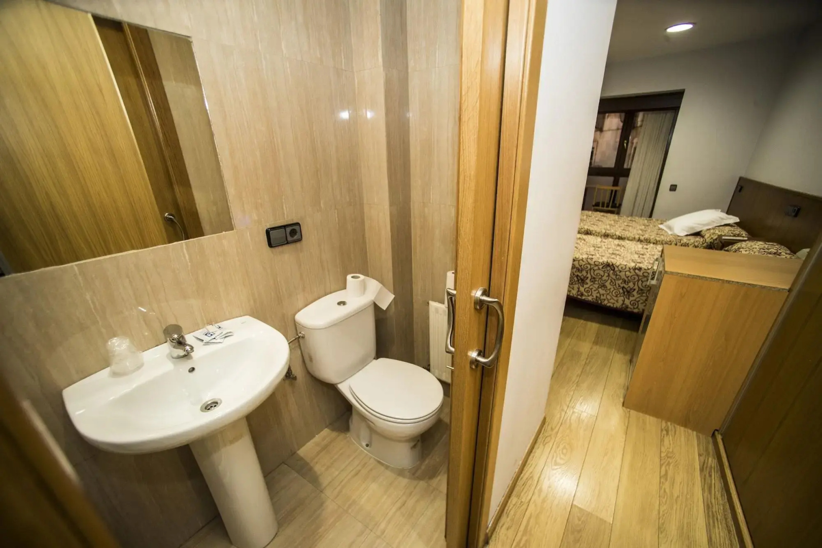 Photo - Hostal Caballeros