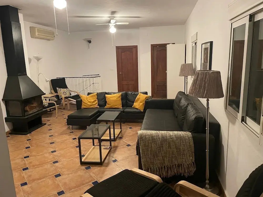 Photo - Lovely 10-Bed Villa with Private Pool & Garden