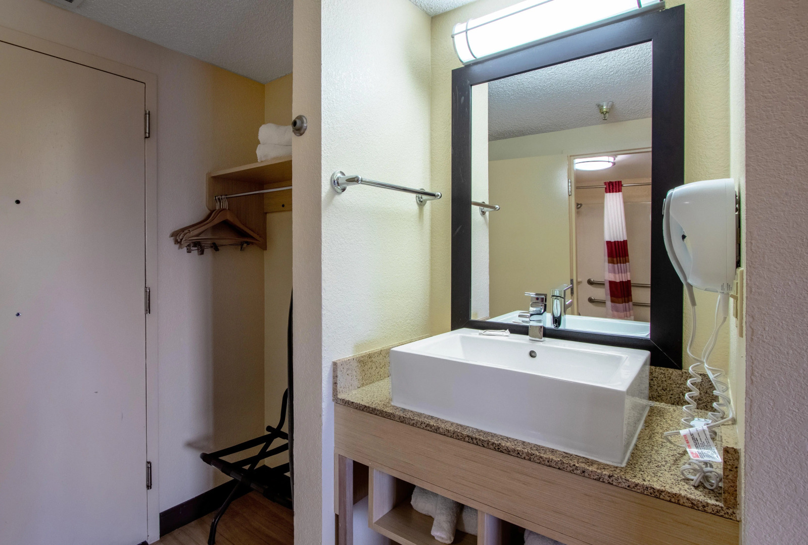 Foto - Red Roof PLUS Miami Airport