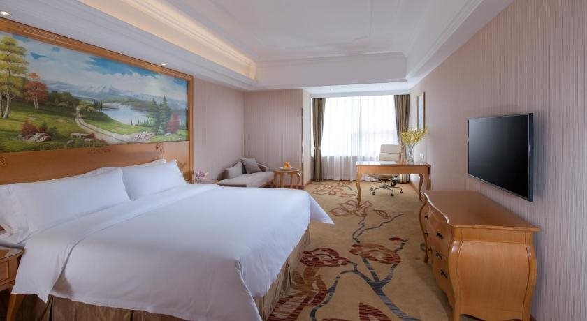 Vienna Hotel Guangzhou Huadu Shiling Leather City