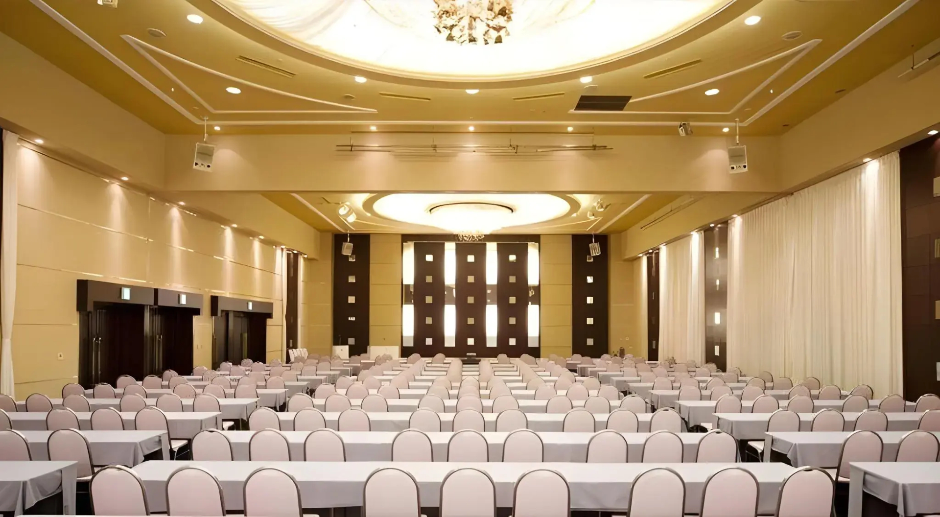 Foto - Hotel Mariners Court Tokyo