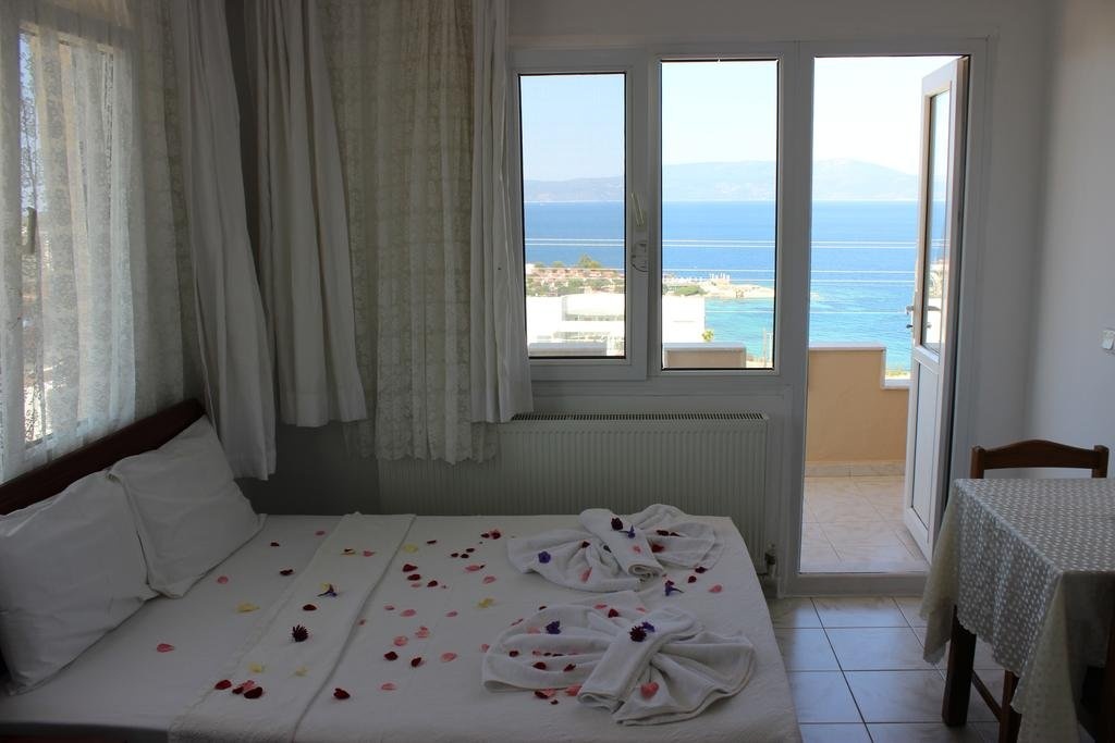 Huzur Hotel